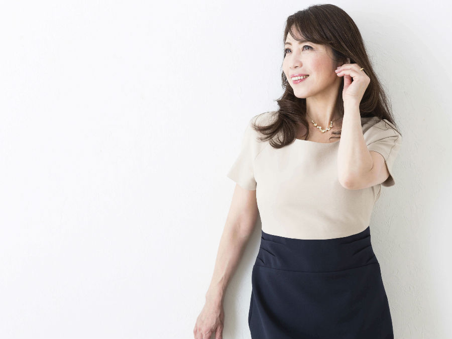 女性